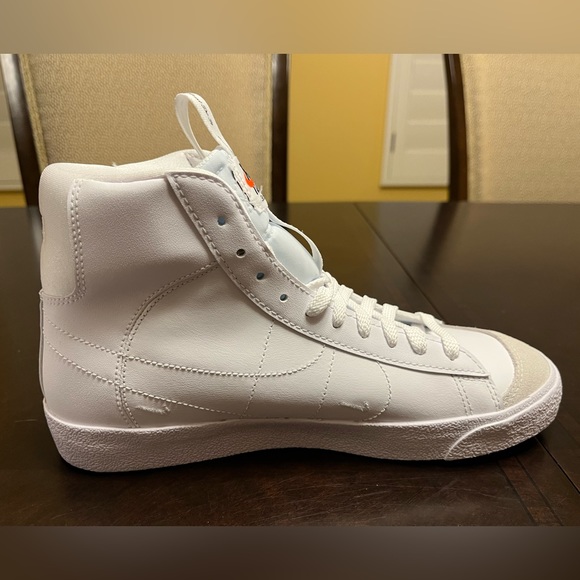 New Nike Blazer Mid 77 Leather White Sneaker Shoes 6Y - Picture 7 of 12